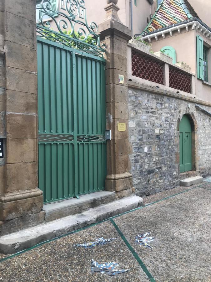 Le Beffroi Bed & Breakfast Millau Exterior photo