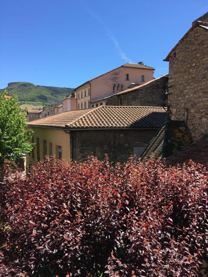 Le Beffroi Bed & Breakfast Millau Exterior photo